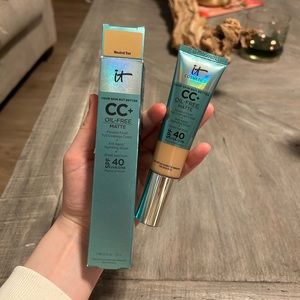 It cosmetics CC+ oil free matte